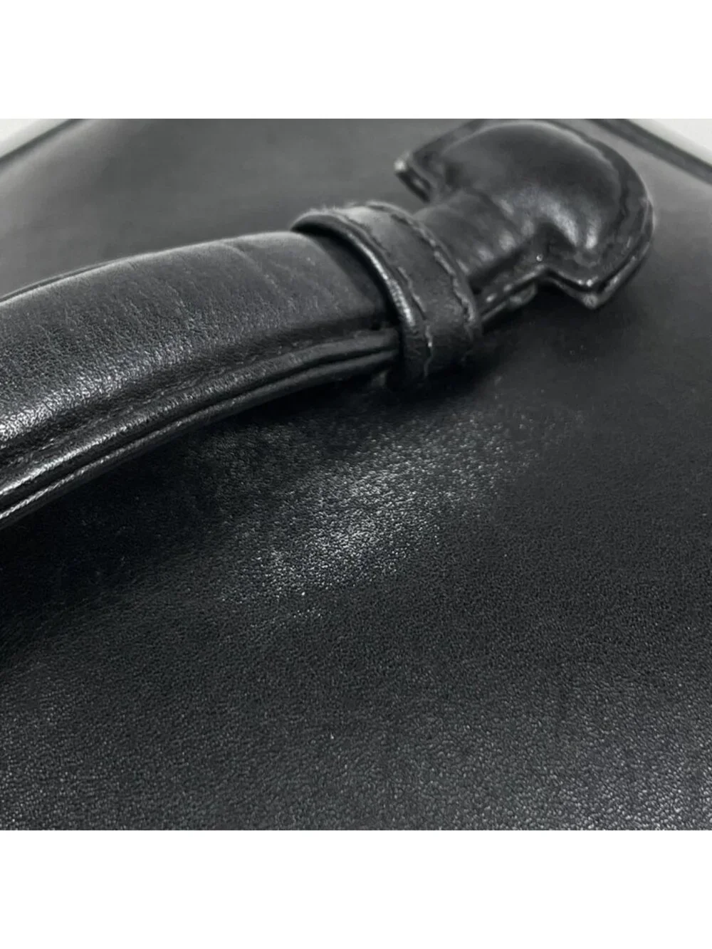 Chanel CC Logo Vanity Bicolor Makeup Pouch Leather Black